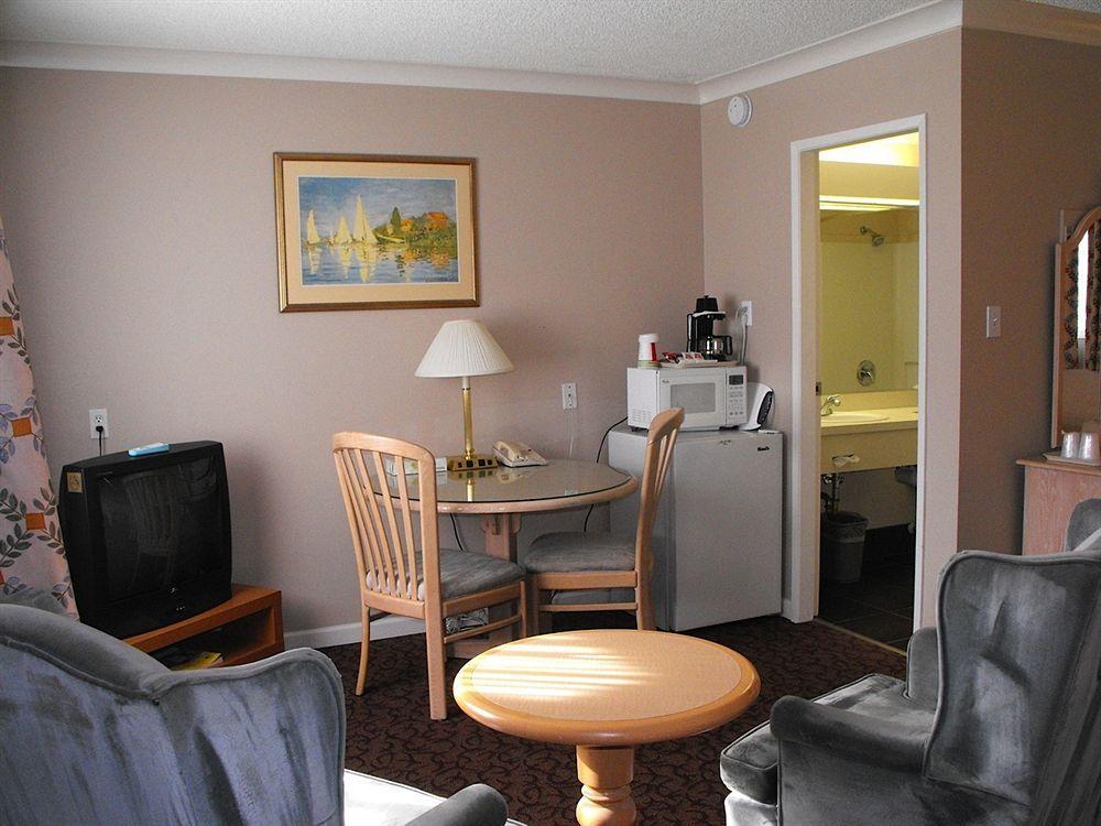 Glenwood Inn & Suites Trail Εξωτερικό φωτογραφία