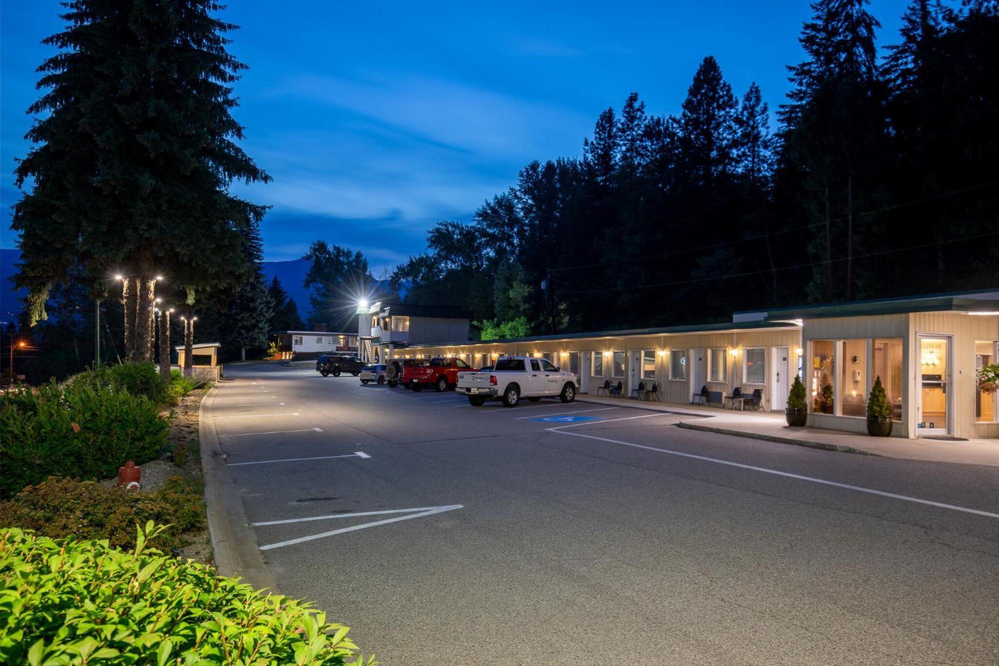 Glenwood Inn & Suites Trail Εξωτερικό φωτογραφία