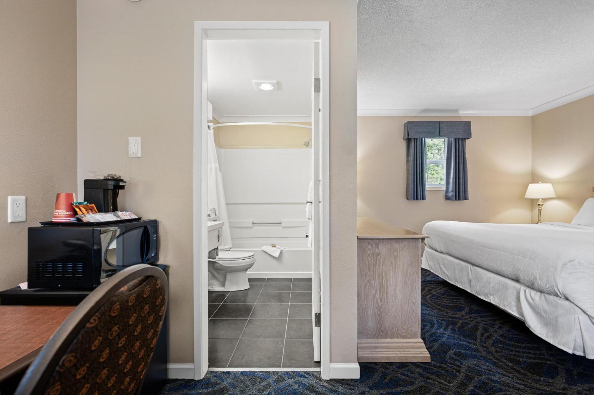 Glenwood Inn & Suites Trail Εξωτερικό φωτογραφία