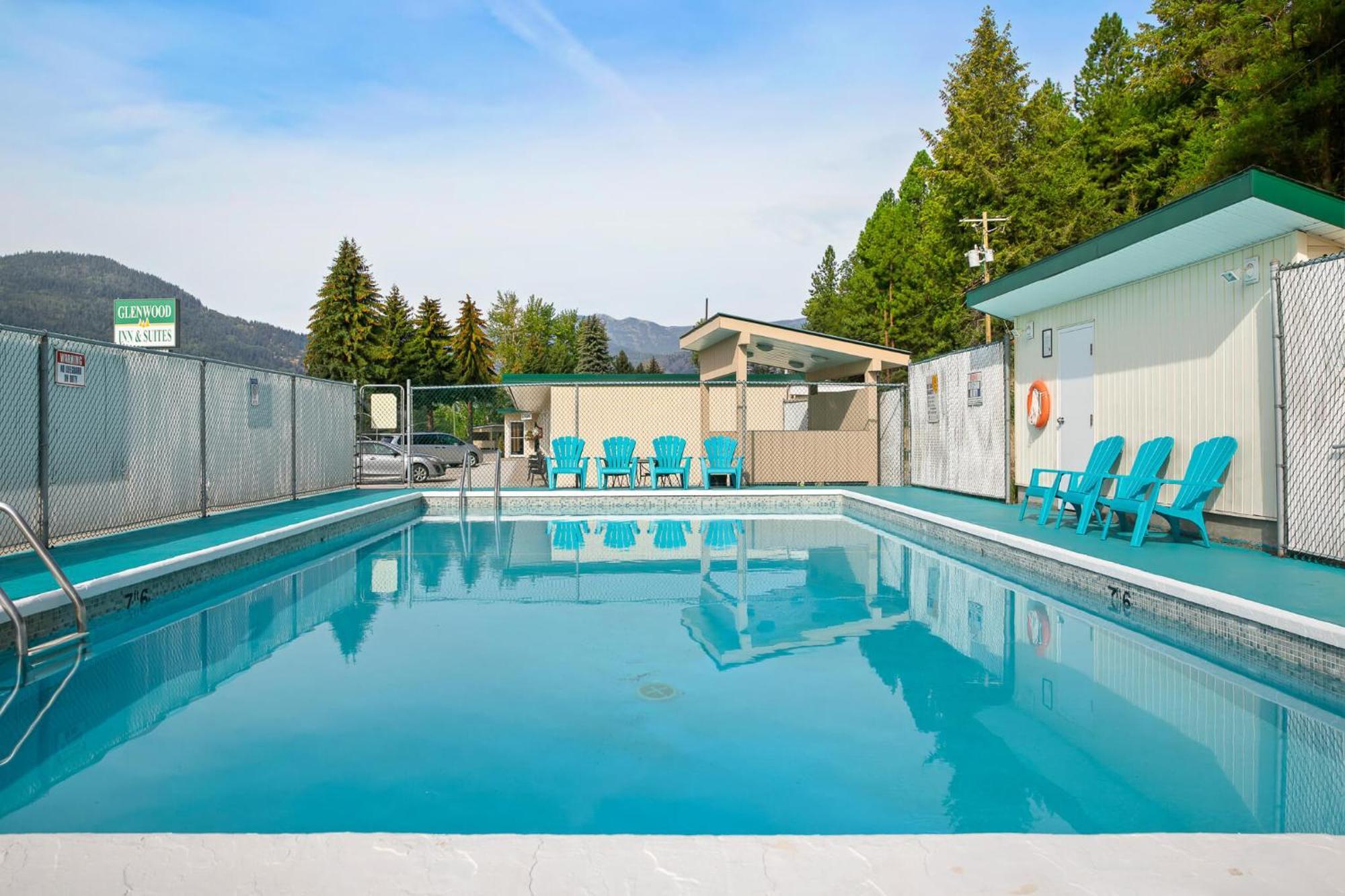 Glenwood Inn & Suites Trail Εξωτερικό φωτογραφία
