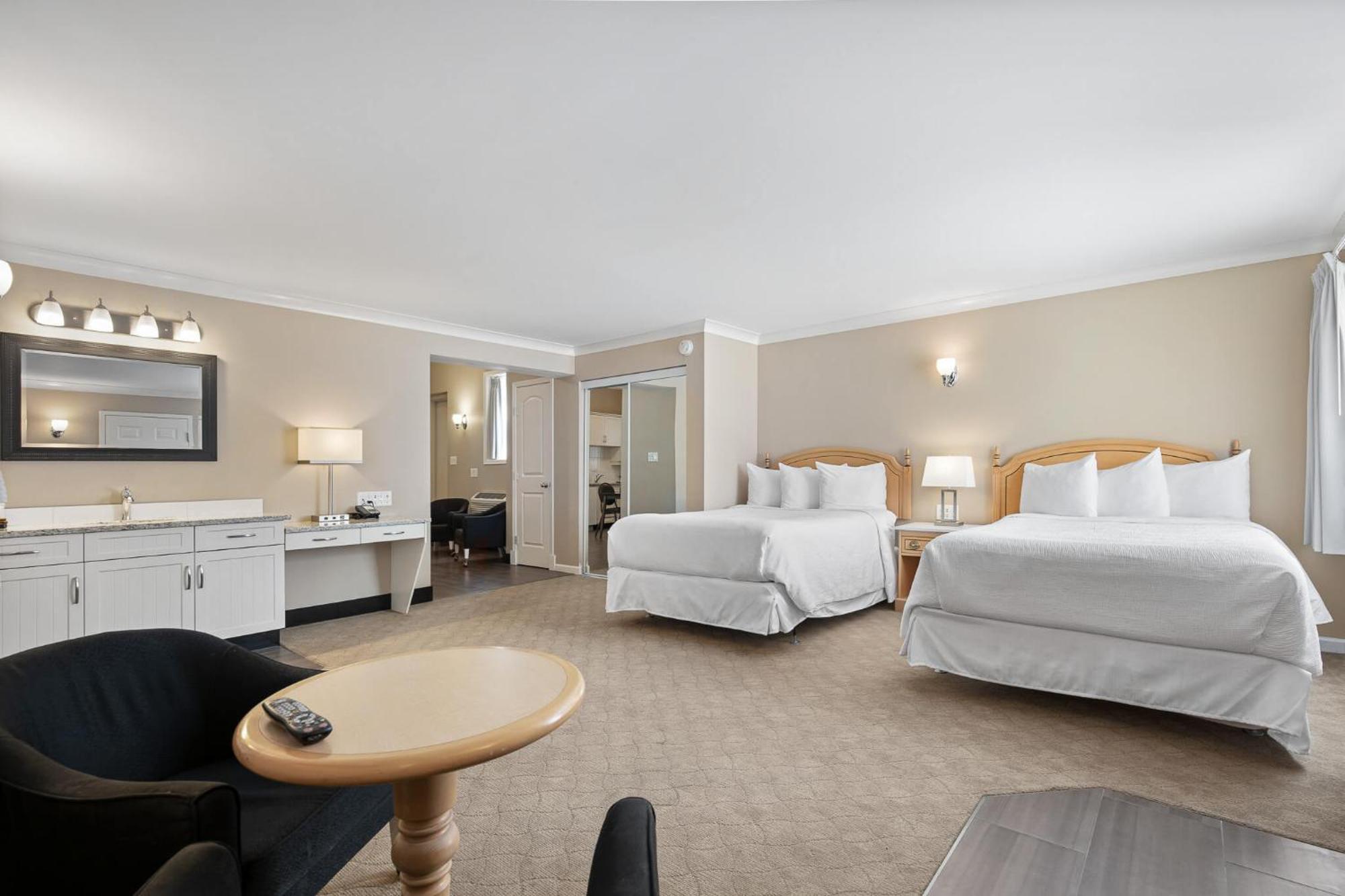 Glenwood Inn & Suites Trail Εξωτερικό φωτογραφία