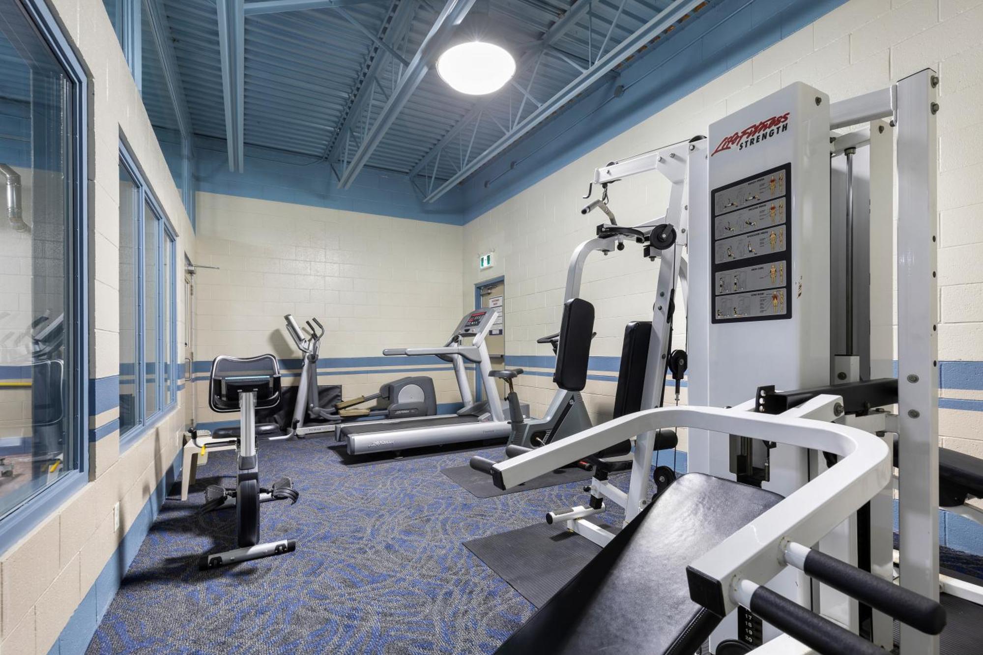 Glenwood Inn & Suites Trail Εξωτερικό φωτογραφία