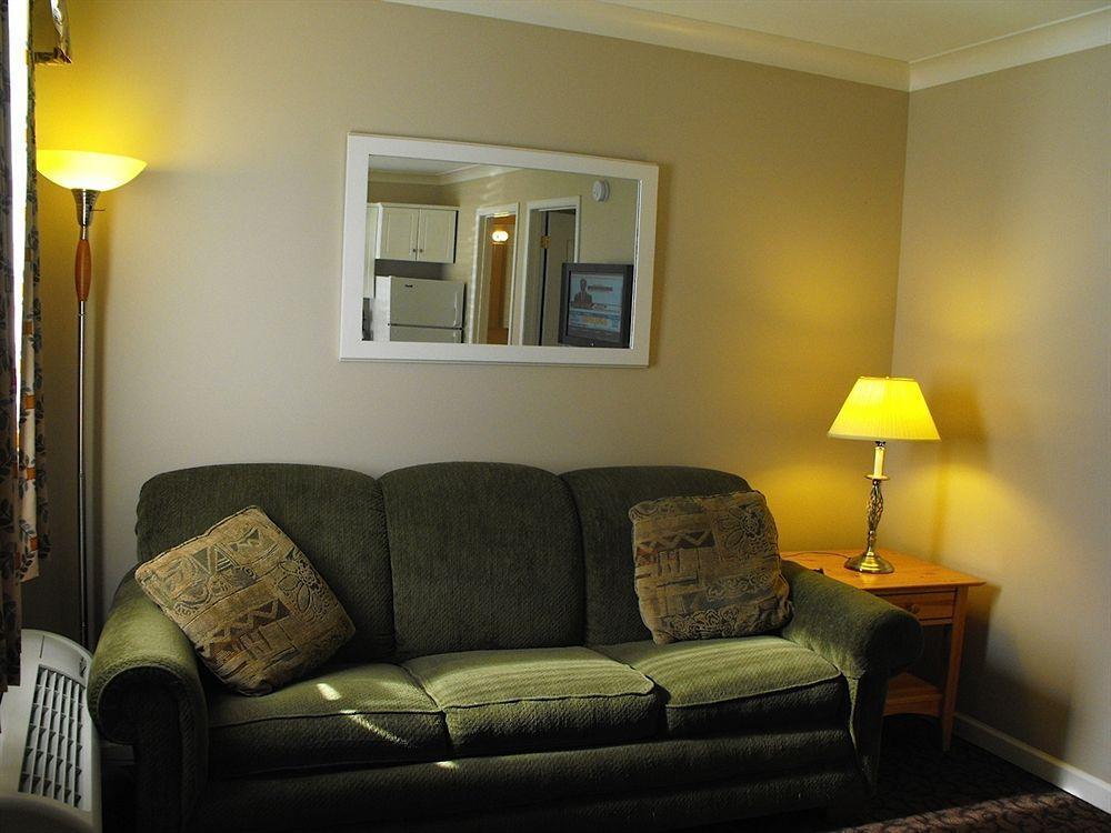 Glenwood Inn & Suites Trail Εξωτερικό φωτογραφία