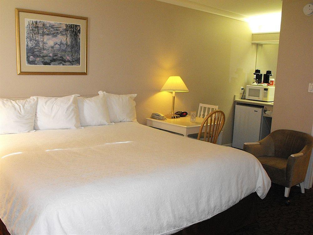 Glenwood Inn & Suites Trail Εξωτερικό φωτογραφία
