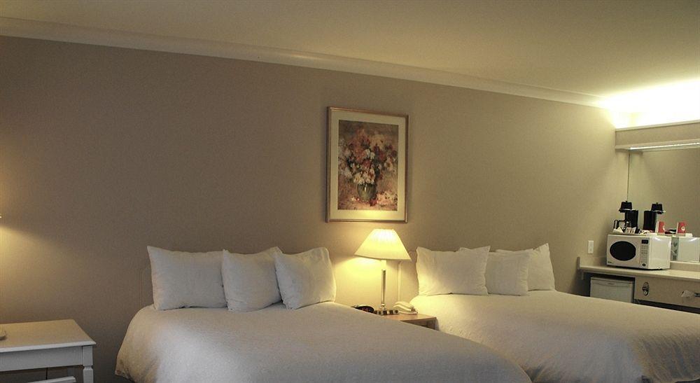 Glenwood Inn & Suites Trail Εξωτερικό φωτογραφία