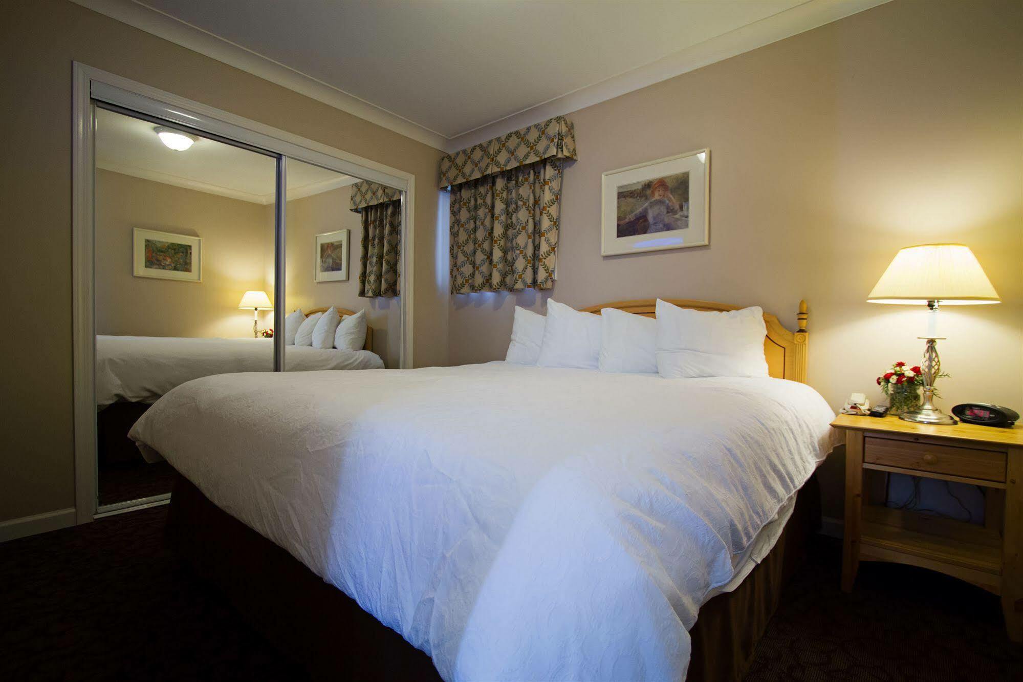 Glenwood Inn & Suites Trail Εξωτερικό φωτογραφία