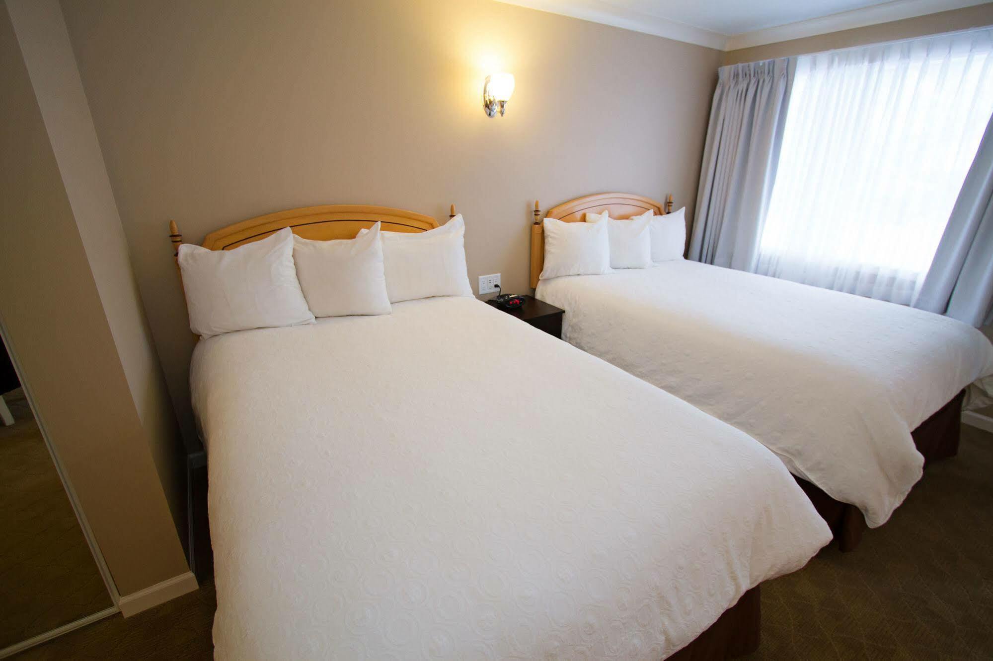 Glenwood Inn & Suites Trail Εξωτερικό φωτογραφία